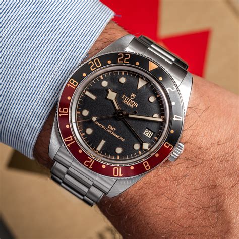 tudor black bay 58 39 mm